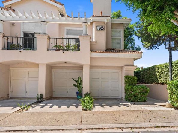 7285 Calabria Ct 18, San Diego CA 92122