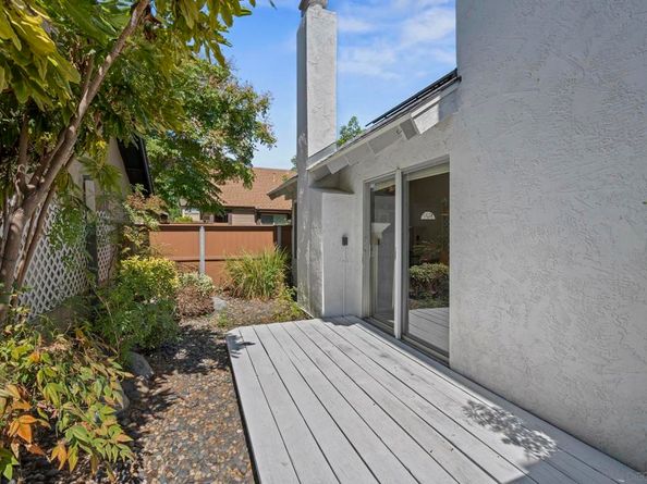 10748 Escobar Dr, San Diego CA 92124