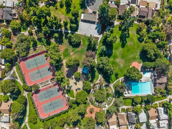 10748 Escobar Dr, San Diego CA 92124