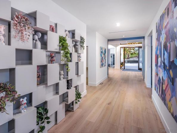 3240 Piragua St, Carlsbad CA 92009