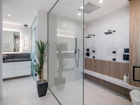 3240 Piragua St, Carlsbad CA 92009