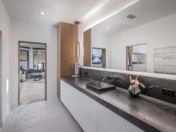 3240 Piragua St, Carlsbad CA 92009