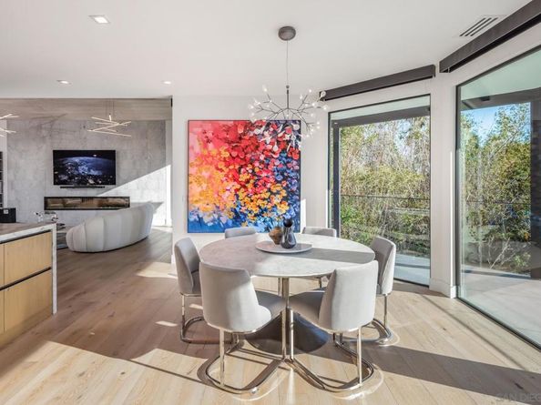 3240 Piragua St, Carlsbad CA 92009