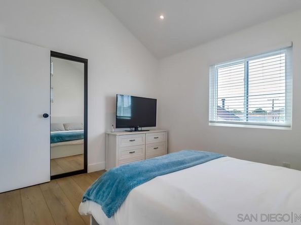 4053 55 Jewell St, San Diego CA 92109