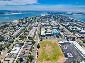 4053 55 Jewell St, San Diego CA 92109