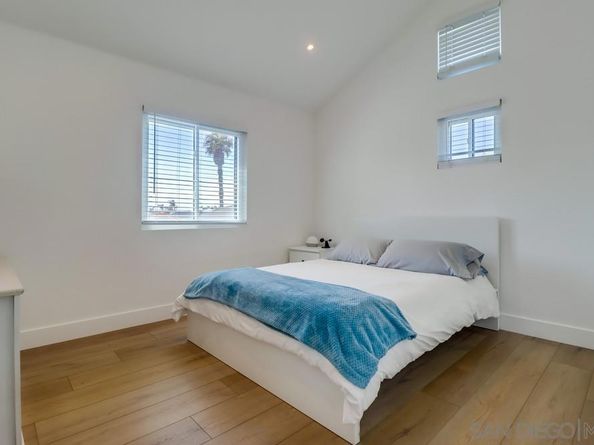 4053 55 Jewell St, San Diego CA 92109