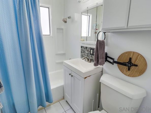 4053 55 Jewell St, San Diego CA 92109