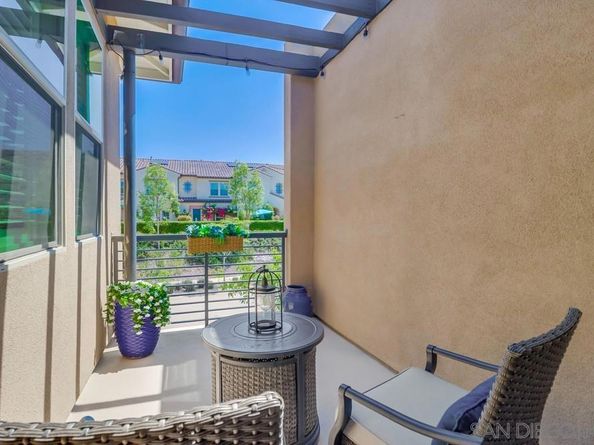 16750 Coyote Bush Drive 31, San Diego CA 92127