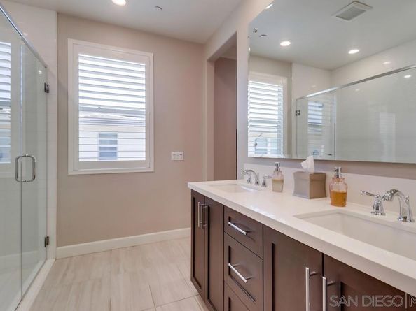 16750 Coyote Bush Drive 31, San Diego CA 92127