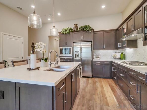 16750 Coyote Bush Drive 31, San Diego CA 92127