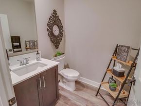 16750 Coyote Bush Drive 31, San Diego CA 92127