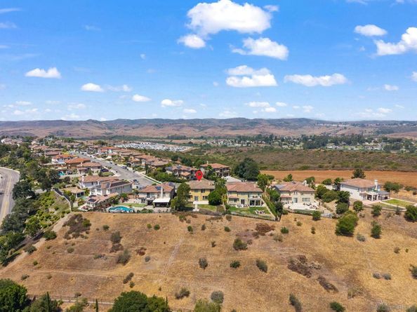 5527 Alexandrine Ct, Oceanside CA 92057