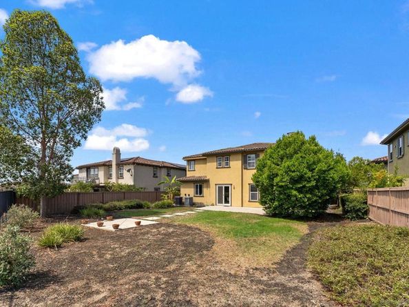 5527 Alexandrine Ct, Oceanside CA 92057