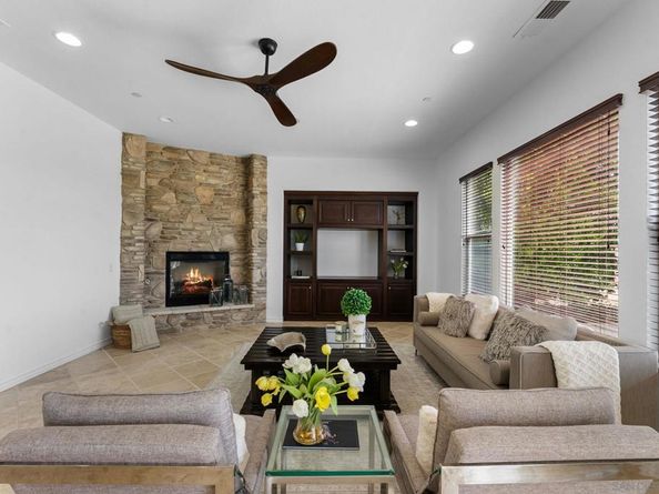 5527 Alexandrine Ct, Oceanside CA 92057