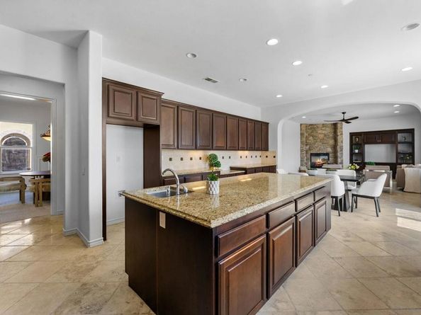 5527 Alexandrine Ct, Oceanside CA 92057