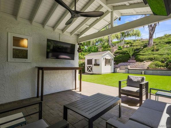22642 Via Santiago, Mission Viejo CA 92691