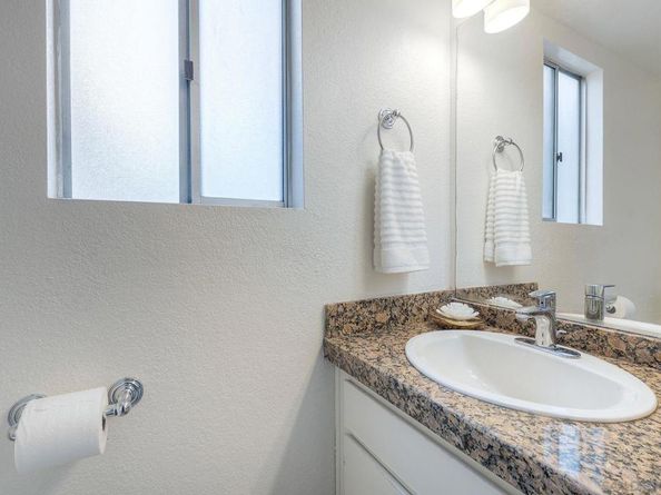 1415 17 Flag Ln, El Cajon CA 92021