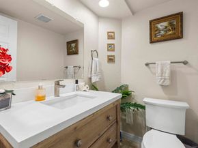 15945 Avenida Villaha 32, San Diego CA 92128