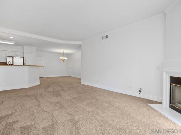 12370 Carmel Country Road 202, San Diego CA 92130