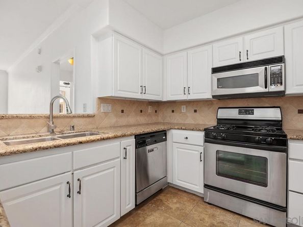 12370 Carmel Country Road 202, San Diego CA 92130