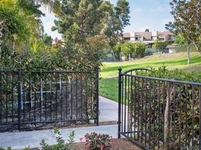 7325 Alicante Rd A, Carlsbad CA 92009