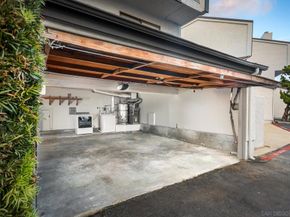 7325 Alicante Rd A, Carlsbad CA 92009
