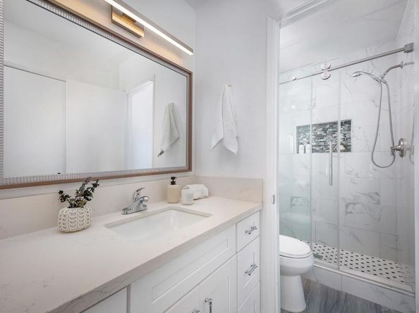 7325 Alicante Rd A, Carlsbad CA 92009