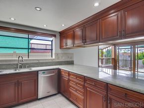 2910 Erie St, San Diego CA 92117