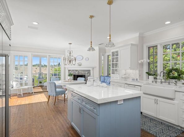 5618 Loma Verde Dr, Rancho Santa Fe CA 92067