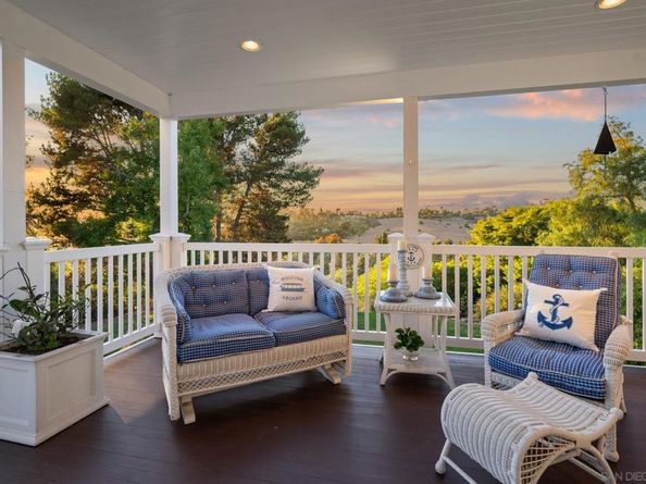 5618 Loma Verde Dr, Rancho Santa Fe CA 92067