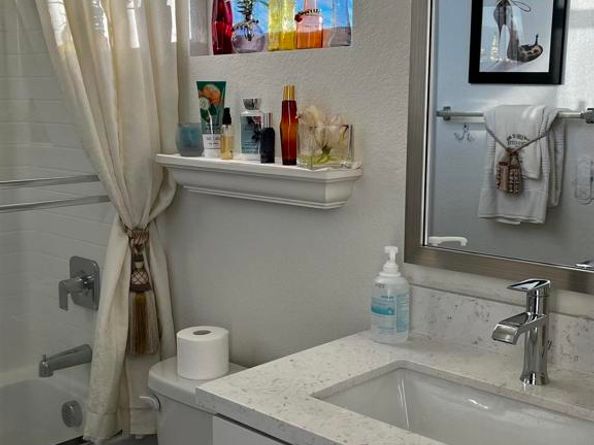 1390 SANTA VICTORIA Rd 6, Chula Vista CA 91913
