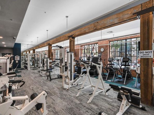 500 W Harbor 1318, San Diego CA 92101