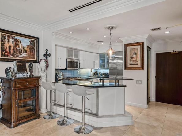 500 W Harbor 1318, San Diego CA 92101