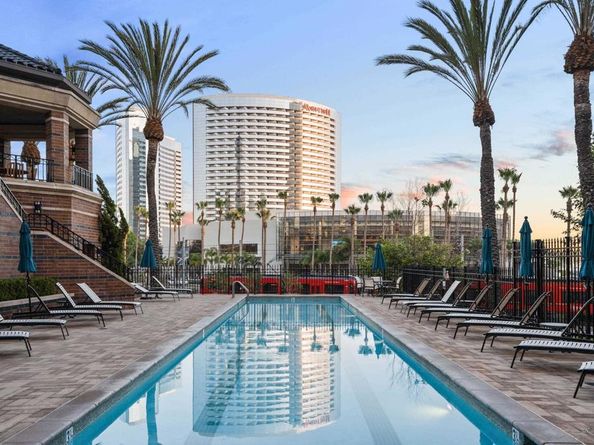 500 W Harbor 1318, San Diego CA 92101