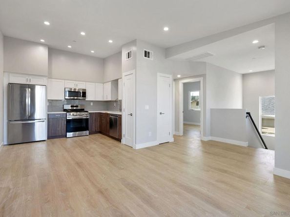 3209 L Street, San Diego CA 92102