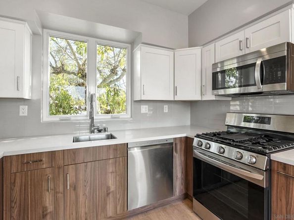 3209 L Street, San Diego CA 92102