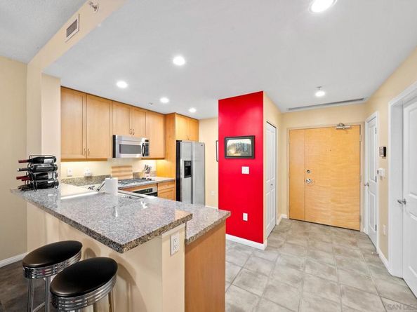 850 Beech St 214, San Diego CA 92101