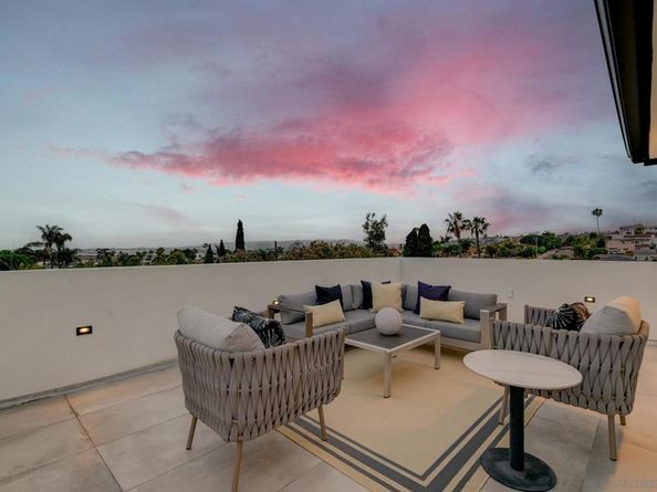 2113 2115 Frankfort St, San Diego CA 92110