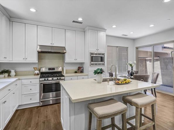 71 Kestrel, Irvine CA 92618