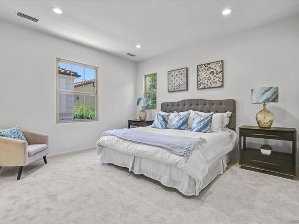 71 Kestrel, Irvine CA 92618