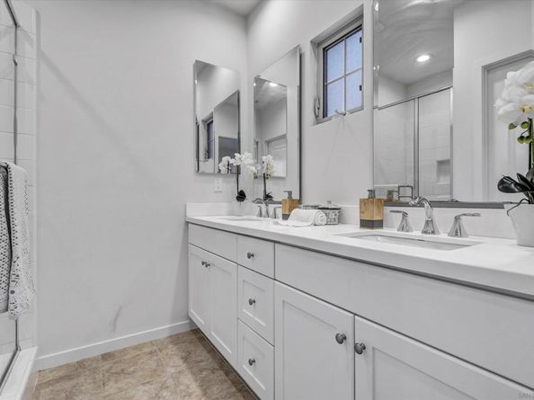 71 Kestrel, Irvine CA 92618