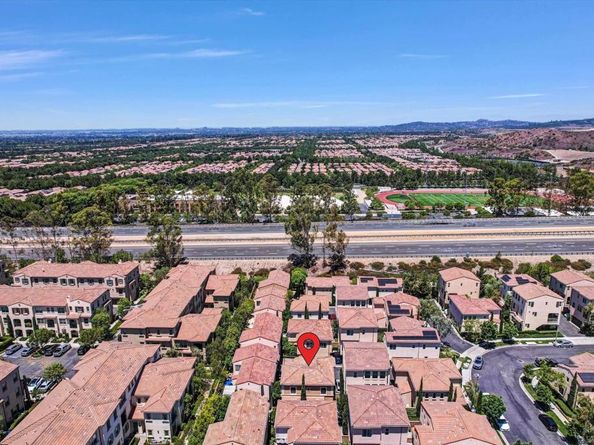 71 Kestrel, Irvine CA 92618
