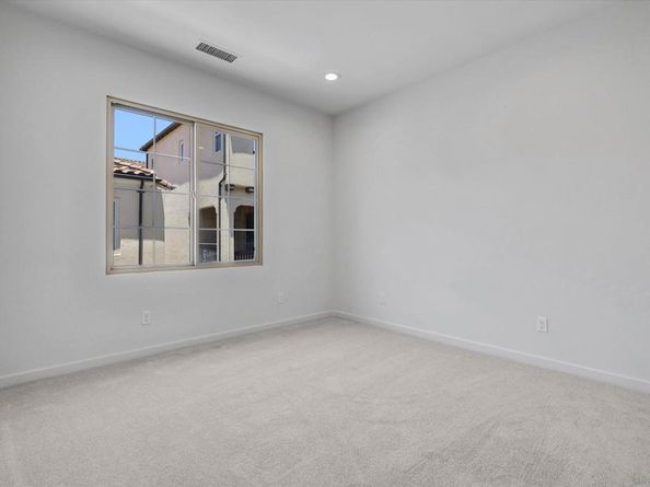 71 Kestrel, Irvine CA 92618