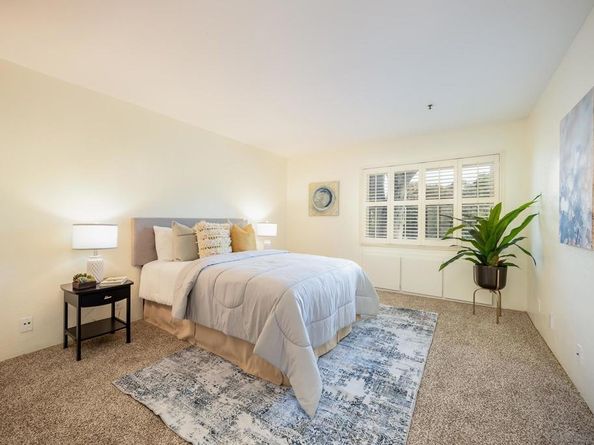 5705 Friars Rd 19, San Diego CA 92110