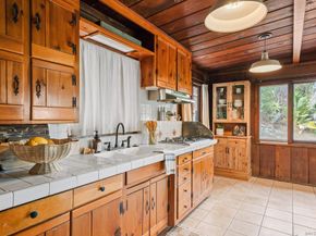 3535 Inez, San Diego CA 92106