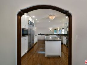 4352 Forman Avenue, Toluca Lake CA 91602