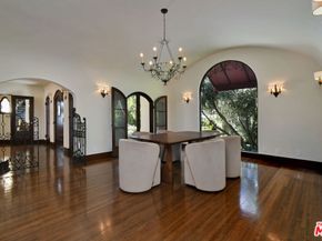4352 Forman Avenue, Toluca Lake CA 91602
