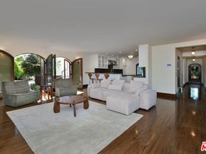 4352 Forman Avenue, Toluca Lake CA 91602
