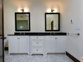 4352 Forman Avenue, Toluca Lake CA 91602