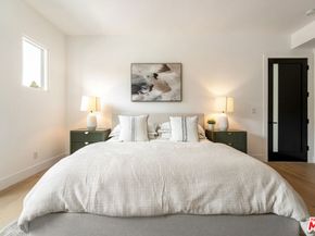 350 Mount Carmel Dr, Glendale CA 91206